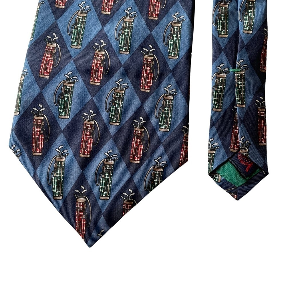 Tommy Hilfiger Vintage Italian Silk neck Tie Blue Diamond Golf Clubs 4”W 58”L